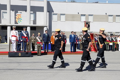 La ceremonia, presidida por el Secretario General de Política de Defensa, almirante Juan Francisco Martínez Núñez, consistió en una parada militar que terminó con un desfile de las unidades participantes